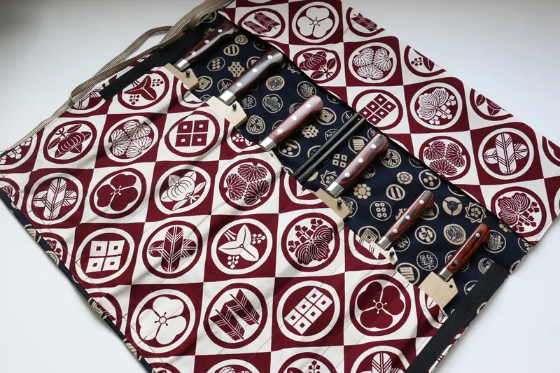 7-Pocket Japanese-Style Knife Roll – Redkamon-Ura-Goldkamon Edition 1