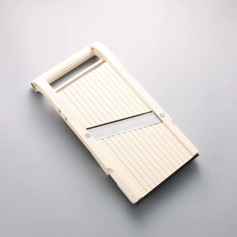 Benriner Jumbo Mandolin Slicer – Japanese-Style Adjustable Blade (Model No. 120) 1
