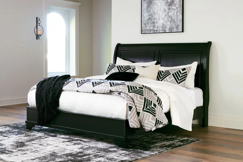 Chylanta Elegant Sleigh Bed Frame 1