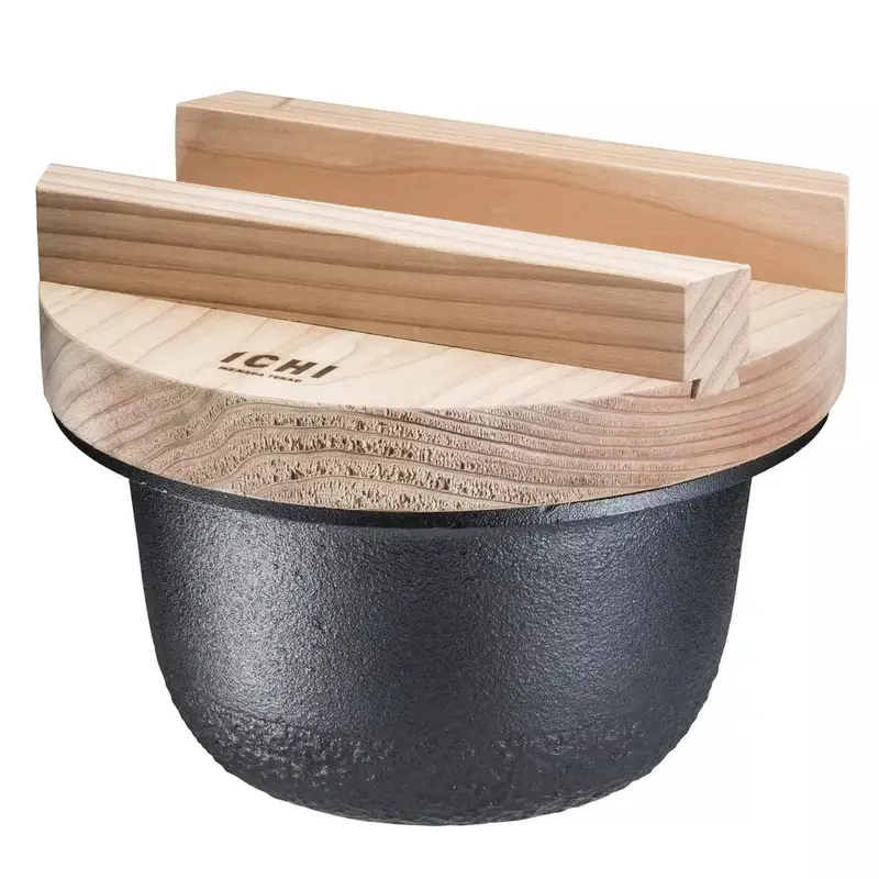 Compact Cast Iron Rice Cooker With Wooden Lid – Induction-Stove Compatible 1