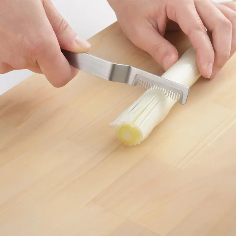 Eatoco Saku Leek Cutter – Fibrous Vegetable Slicer, Stainless Steel, Designed In Japan 1