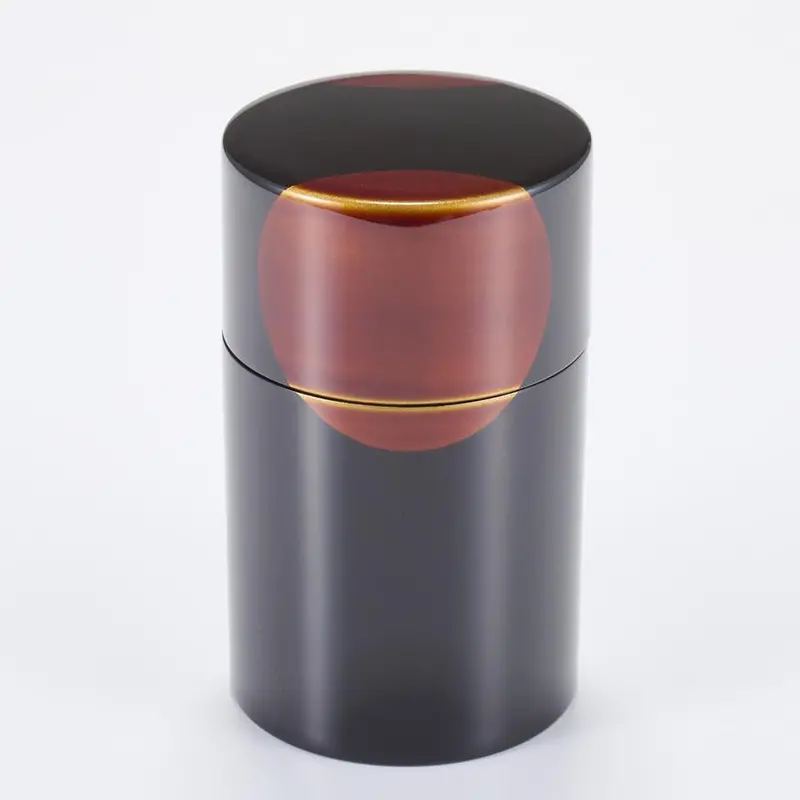 Isuke Sandalwood-Inspired Lacquer Tea Canister For Ceremonial Use 1