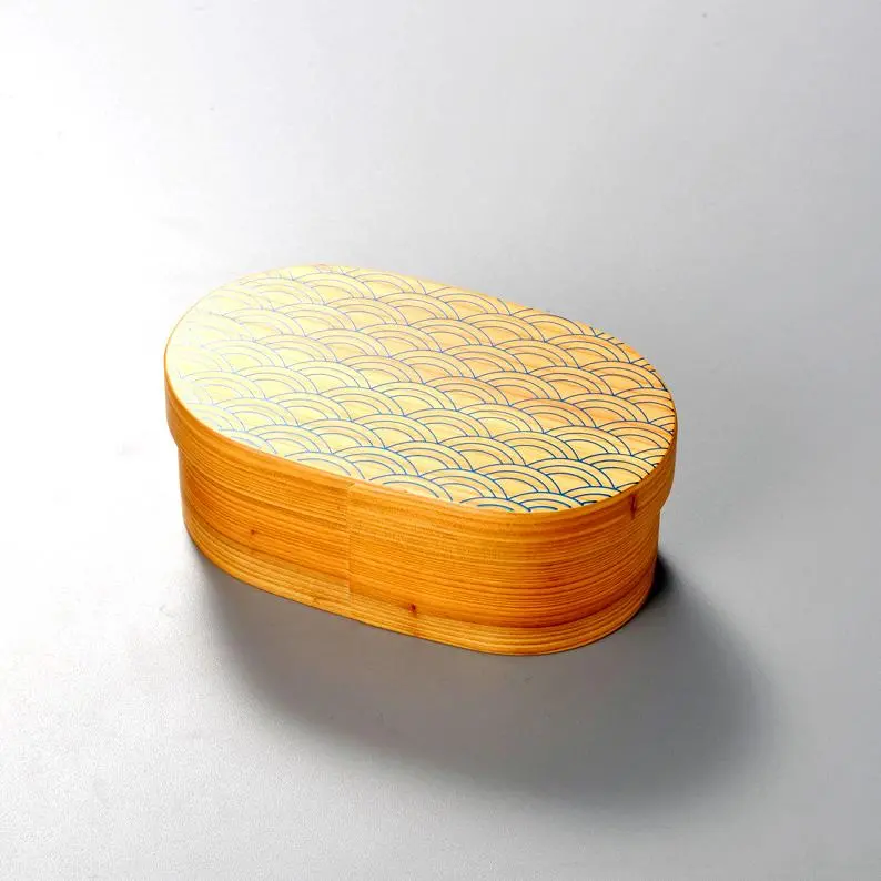 Isuke Seigaiha Wave Lacquer Bento Box – Ocean-Inspired Wooden Lunchbox 1