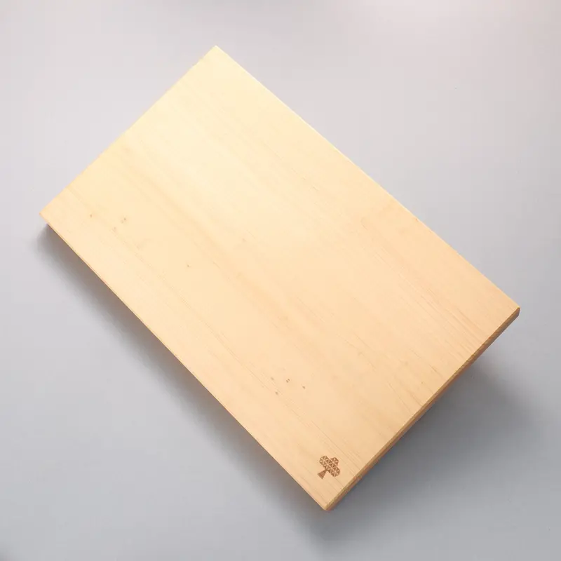 Leon Noto Hiba Wood Cutting Board – Handcrafted Japanese Timber Surface 1