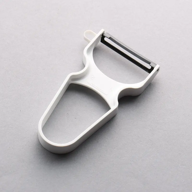 Ritter Carbon Steel Vegetable Peeler – Professional-Grade Kitchen Tool 1