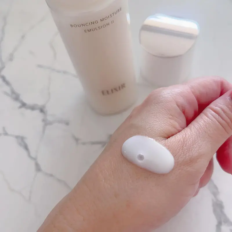 Shiseido Elixir Bouncing Moisture Emulsion – Lightweight Anti-Aging Face Milk, 130 Ml 1